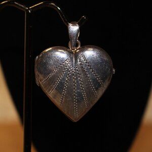 Sterling Silver Puffy Heart Locket Engraved Sunray Design Signed 925 Italy 1.25"